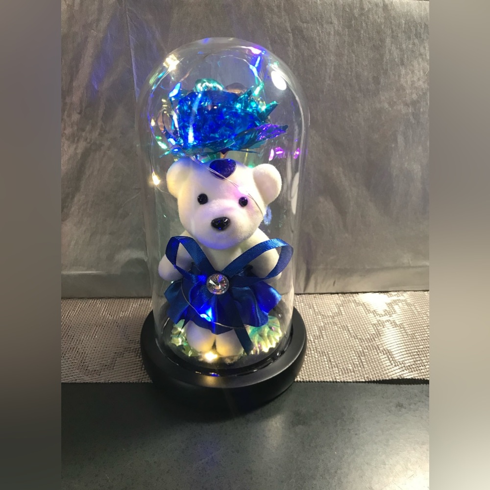 TEDDY BEAR IN Rose, Automatic Different Colors Light on  Infinity Rose,Glass